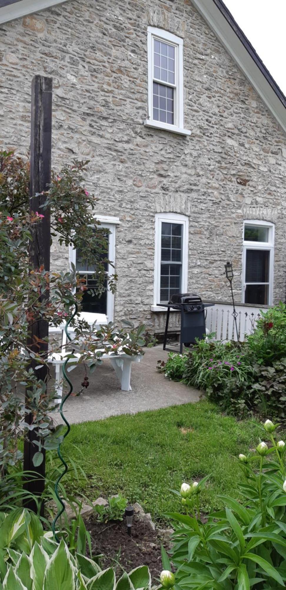Stone Carriage House Villa พิกทัน ภายนอก รูปภาพ
